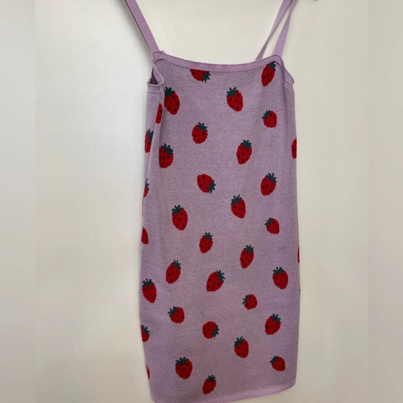 NWOT Forever 21|| Strawberry Knit Mini Dress w/ spaghetti straps. Size Medium - Picture 1 of 7
